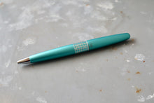  Pilot Metropolitan Retro Pop Ballpoint Pen - Turquoise