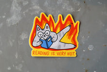  Autocollant - Reading Is Very Hot