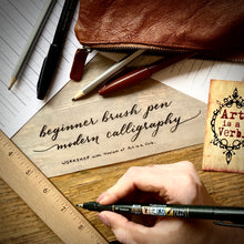  Atelier de calligraphie par Art is a Verb - Débutant (brush pen), Dimanche 5 mai, Anglais