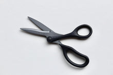  Pair of Raymay Swingcut scissors - Black