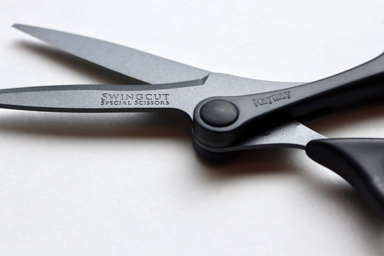 Pair of Raymay Swingcut scissors - Black